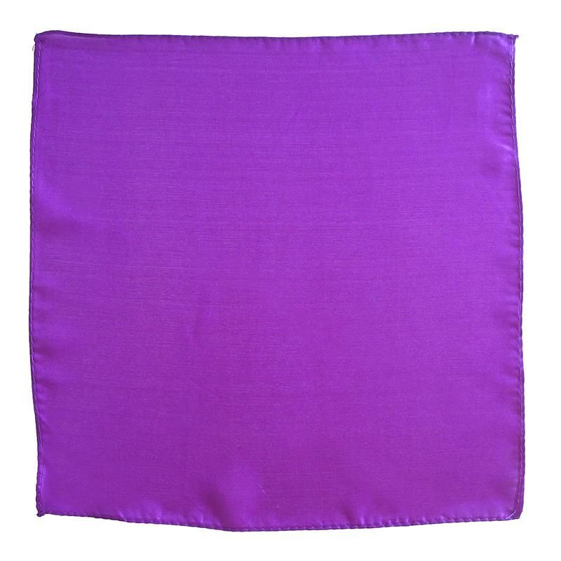 Foulard en soie violet 90x90 cm pour la scène