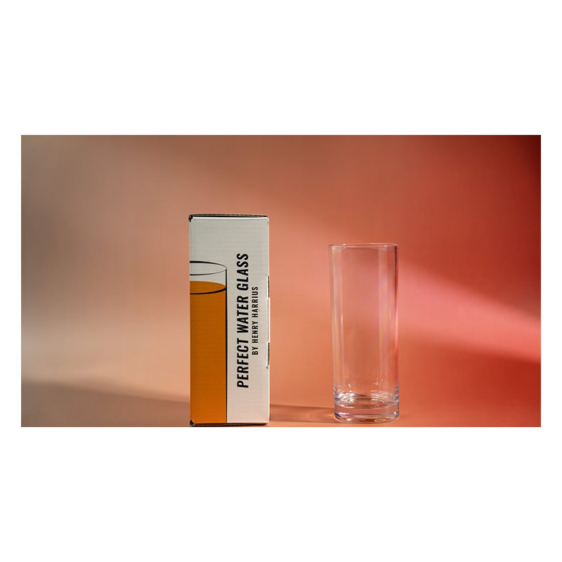 Perfect Water Glass par Henry Harrius, verre à eau truqué pour magiciens