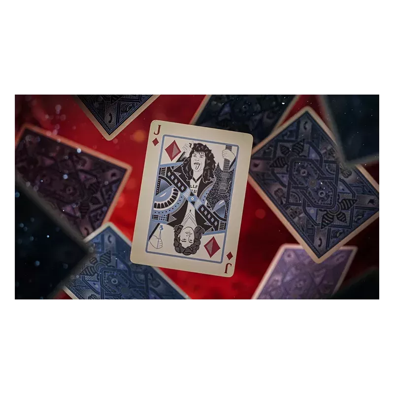 Cartes à jouer Stranger Things avec design vieilli et personnages de la série.