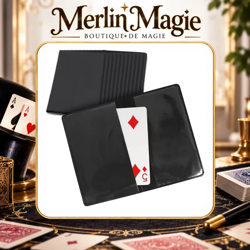 Card Holder Hidden Pocket | Étuis secrets close-up